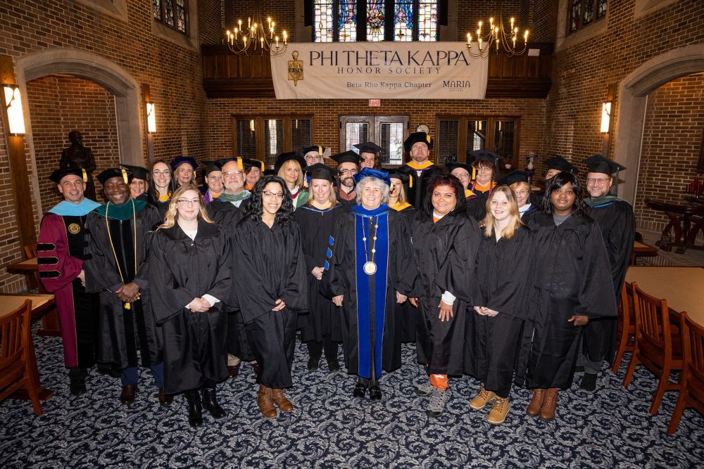New student convocation at Maria College.
