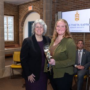 Phi-Theta-Kappa-105