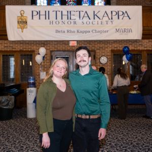 Phi-Theta-Kappa-160